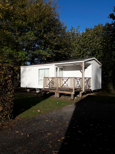 Cottage Bambou to rent in Camping la forêt à Jumièges in Normandy